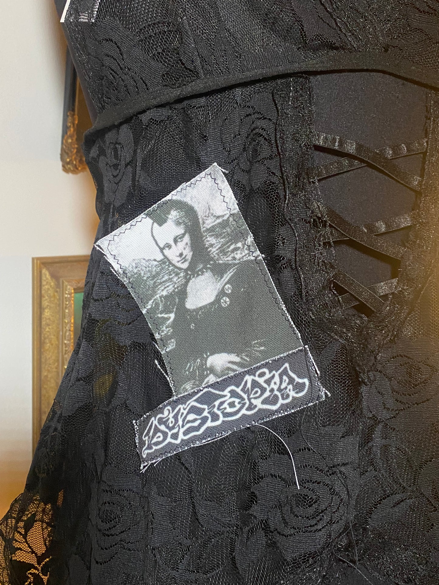 Punk Mona Lisa dystopia